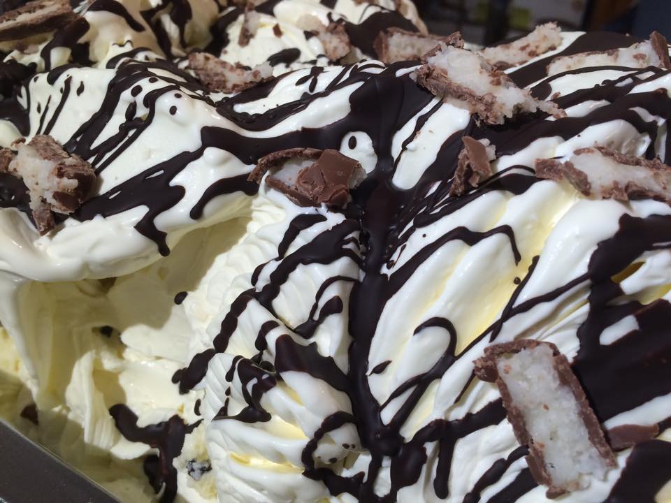 The first of Graham's fantastic new flavours - Coconut gelato drizzled with chocolate and chunks of Bounty